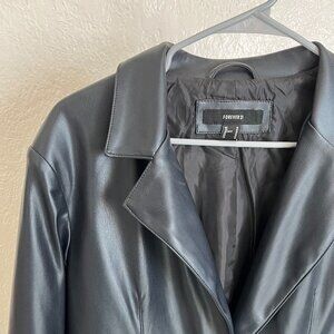 forever 21 / manmade leather coat / black